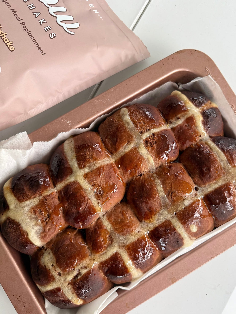 Choc Chip Protein Hot Cross Buns - The Collagen Co.
