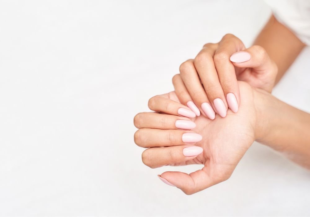How to Make Your Fingernails Strong: Care Tips and Tricks - The Collagen Co.